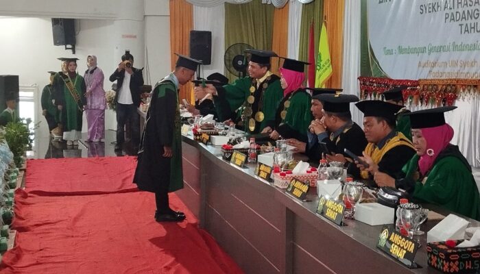 416 Mahasiswa UIN Syahada Padangsidimpuan Diwisuda