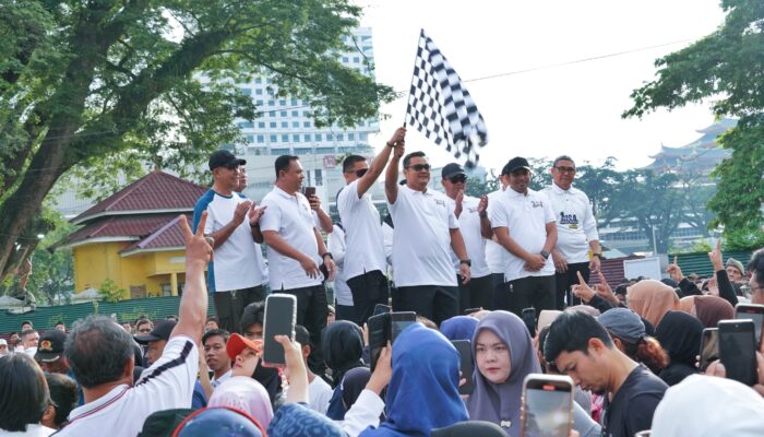 Berlangsung Meriah, Puncak Peringatan Hut Ke-53 Korpri Kota Medan Ditandai Dengan Penyerahan Bantuan Kepada Masyarakat Dan ASN