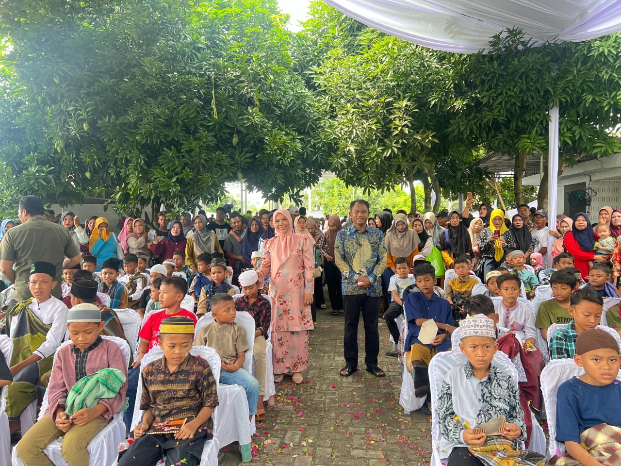 Kembali Aktif, Darma Wijaya Gelar Khitanan Massal