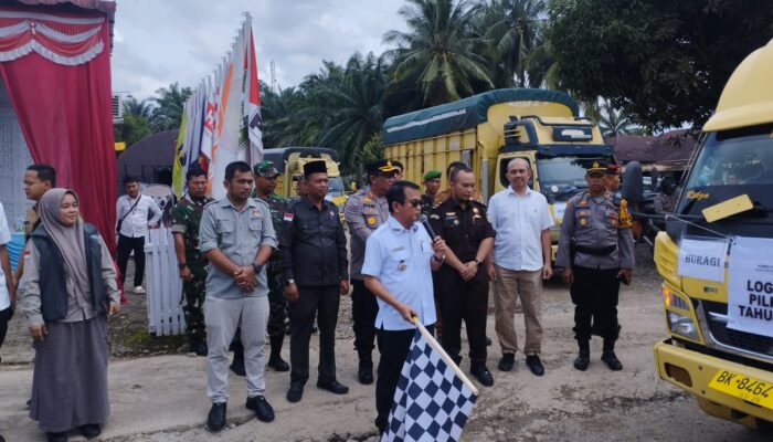 Pj. Bupati Palas Lepas Pendistribusian Logistik Ke Kecamatan Terluar