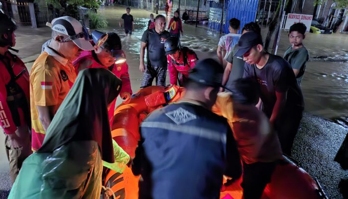 Banjir Yang Melanda 17 Kecamatan Di Pidie Mulai Surut