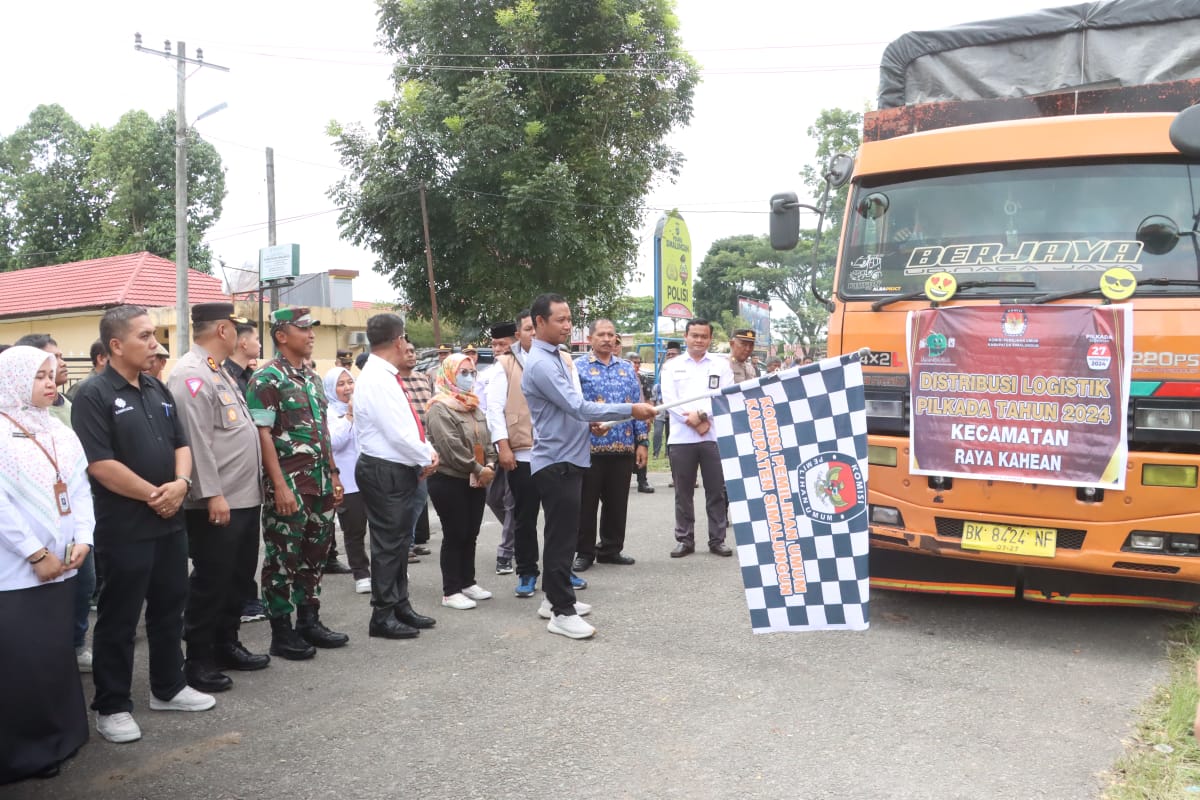 Polres Simalungun Awasi Distribusi Logistik Pilkada 2024