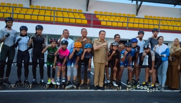 Pj Gubsu Agus Fatoni Motivasi Atlet Sepatu Roda Sumut