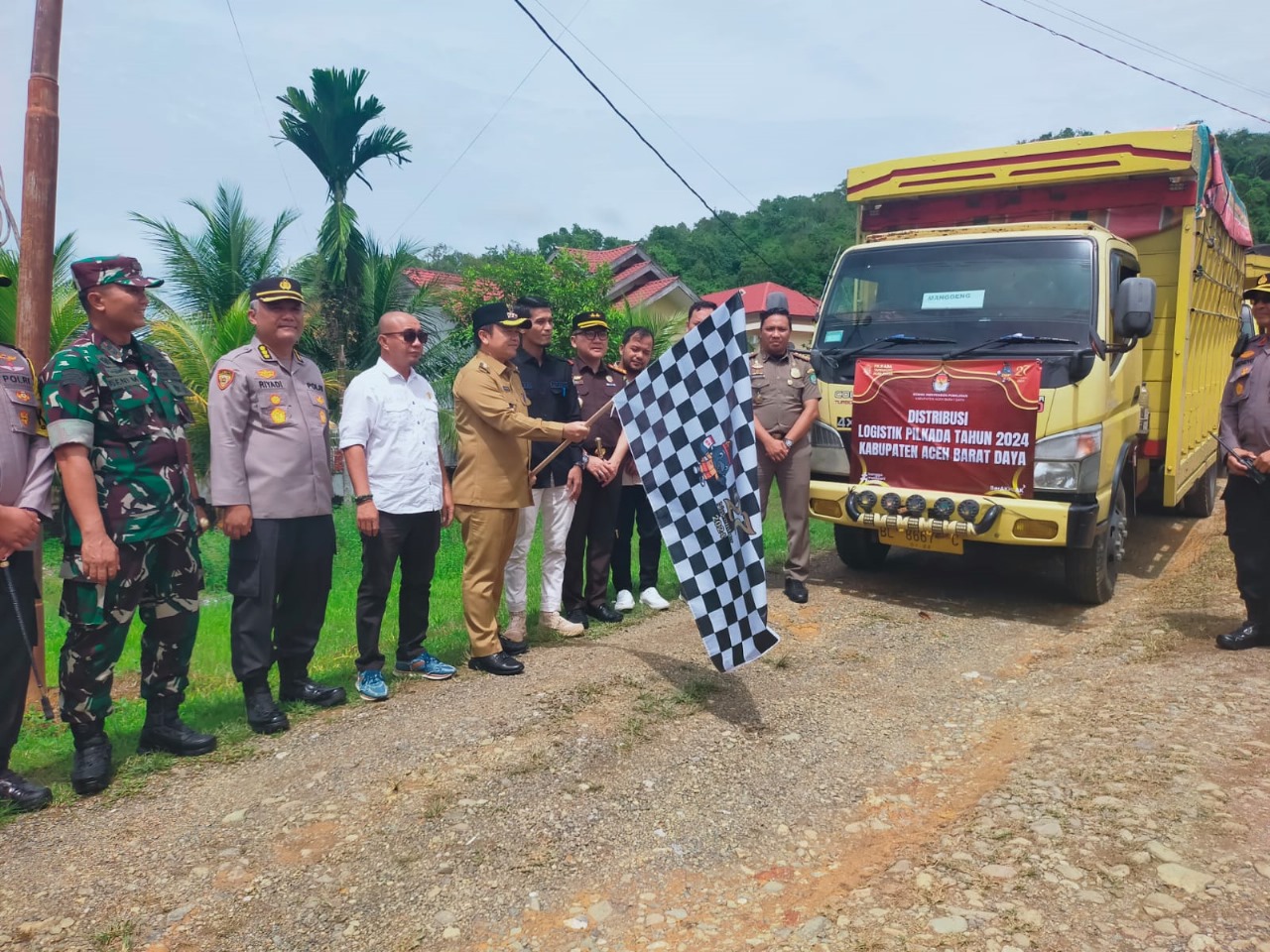 KIP Abdya Distribusi Logistik Pilkada