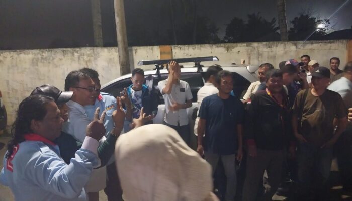 Asri Ludin Unggul Di TPS 02 Lubukpakam, Relawan Dan Warga Padati Aci Center