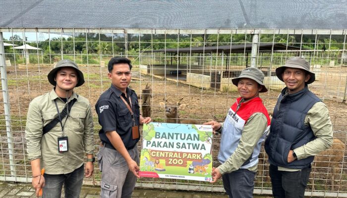 Pertamina Patra Niaga Salurkan Bantuan Pakan Satwa untuk Central Park Zoo dan Medan Zoo