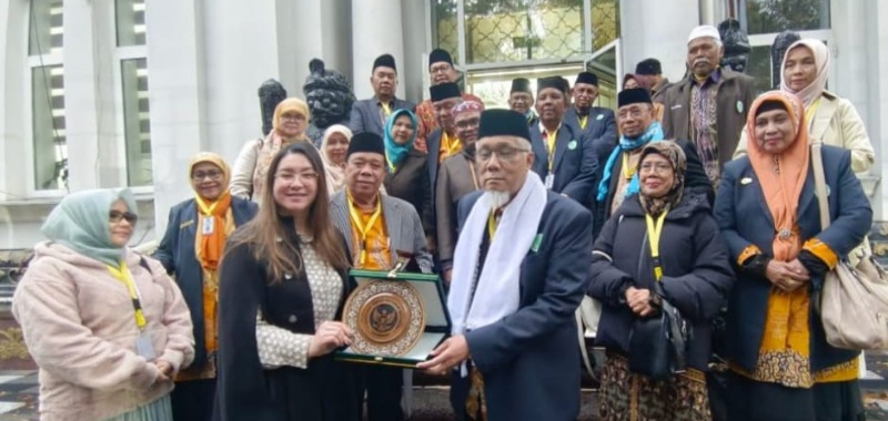 MUI Sumut Kunjungi Kedutaan Besar RI Di Uzbekistan