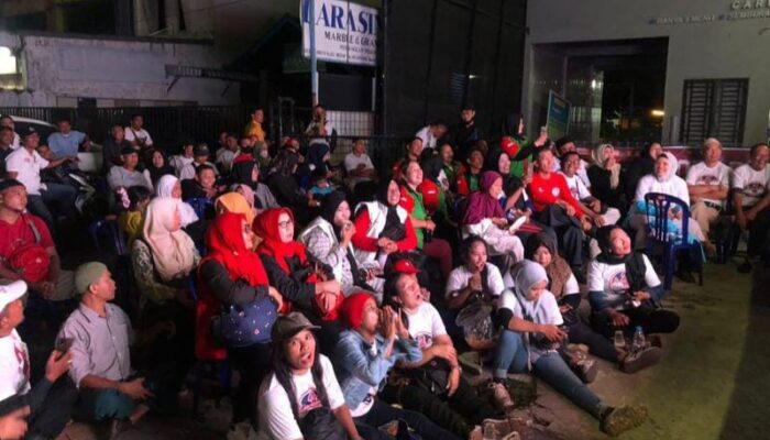 Pecah, Saat Nobar Ratusan Relawan dan Pendukung 2 Terus Teriakkan Ridha-Rani Menang