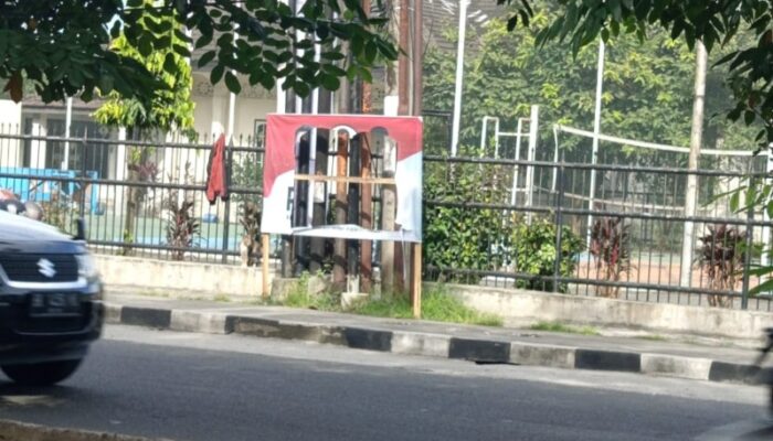 Beredar Instruksi Ke Camat Dan Aparat Pemerintah Rusak APK Paslon 02