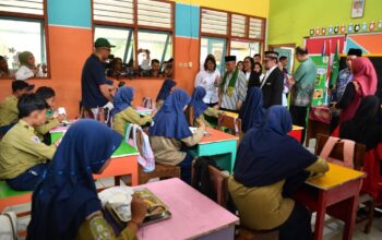 Tak Hanya Tingkatkan Asupan Gizi, Makan Gratis di Sekolah juga Perkuat Karakter Siswa