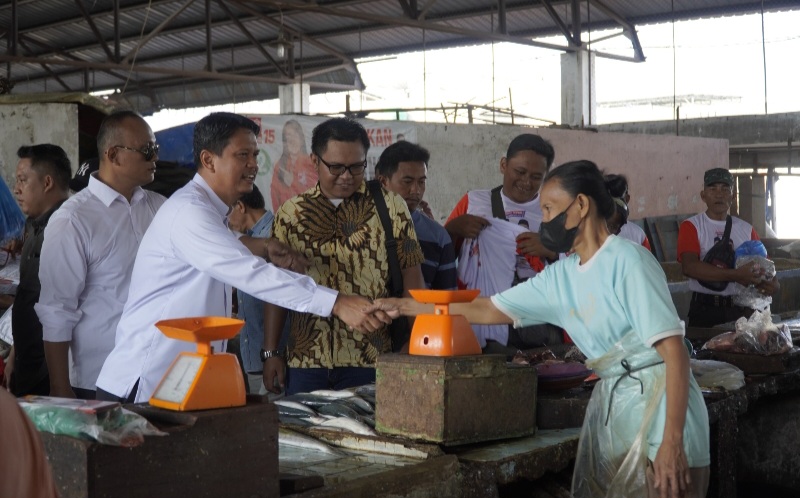 Kunjungi Pasar Inpres Pendidikan Bersama Ketua DPRD Medan, Prof Ridha Temui Kondisi Pasar Sepi Dan Terabaikan