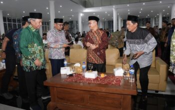 Hadiri Milad Muhammadiyah ke-112 di Kudus, Mendikdasmen Tekankan Peningkatan Pembelajaran Berkualitas
