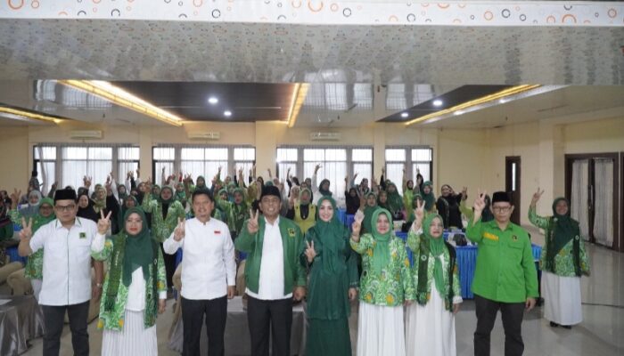 Saat Konsolidasi WPP se-Kota Medan, Prof Ridha Ajak Perempuan P3 Kerja Keras Menangkan 02