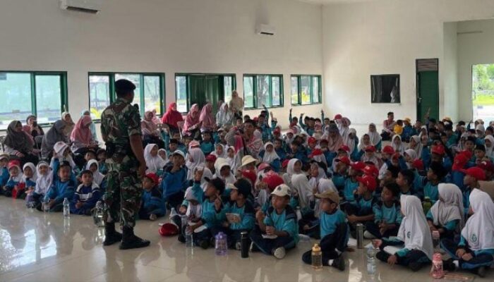 Kunjungan Edukatif Siswa SDIT Tahfizhil Qur’an Ke Yonkav VI Sunggal Berlangsung Lancar