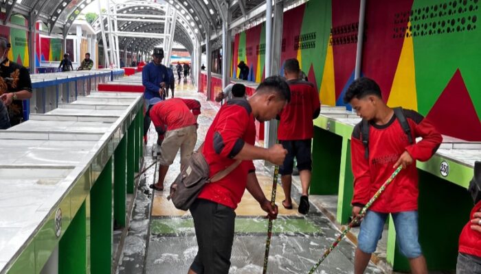 Jelang Diresmikan, PUD Pasar Medan Gotong Royong di Pasar Akik