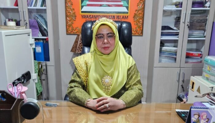 Hj Hikmatul Fadhillah: Hari Guru Momen Tingkatkan Kualitas Diri