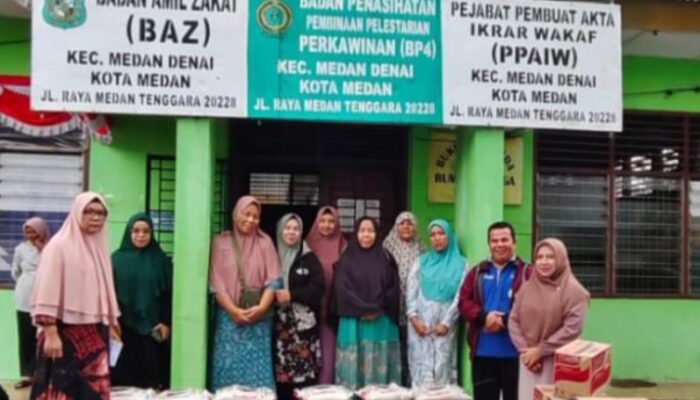 KUA Medan Denai Salurkan Bantuan Kakan Kemenag Untuk Warga Terdampak Banjir