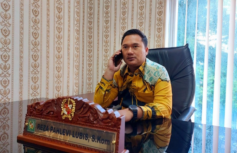 Reza Pahlevi Lubis Jabat Ketua Komisi I DPRD Medan