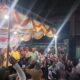 Paslon SAH saat kampanye terbuka di Desa Lawe Desky yang dihadiri ribuan massa Selasa (12/11) malam. Waspada/Seh Muhammad Amin