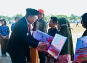 Pj Bupati Batubara Serahkan Bantuan Program RTLH