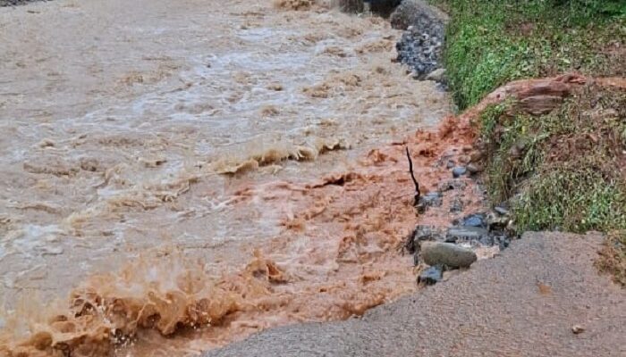 Banjir Bandang Putuskan Jembatan Dan Jalan, Transportasi Lumpuh Di Agara