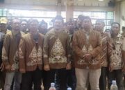 Calon Wakil Bupati Deliserdang Bayu Sumantri Agung saat berfoto bersama usai konsolidasi. (Waspada/ist).