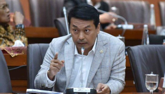 Prihatin Dengan Kondisi SDN 0574627 Adin Tengah, Langkat, Rudi Hartono Bangun Pertanyakan Penggunaan Dana BOS