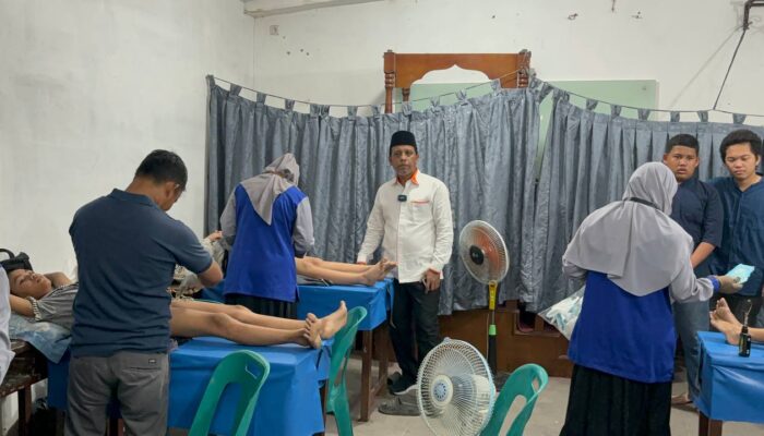 Ahmad Darwis Laksanakan Sunat Massal Gratis Di Masjid Al-Khairiyah Medan