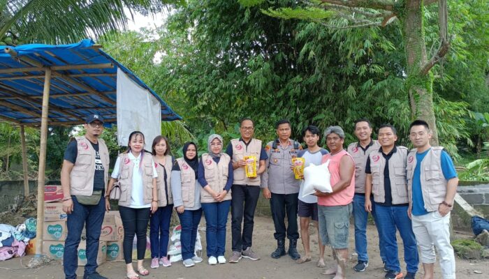 Peduli Korban Banjir, Paguyuban Sinar Mas Sumut Salurkan Bantuan
