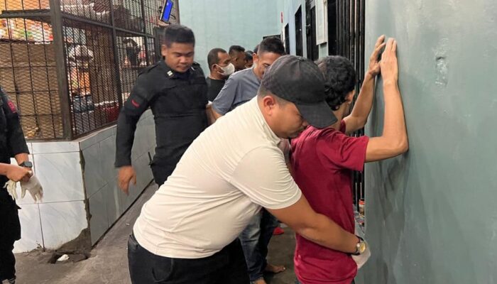Tingkatkan Keamanan Lapas Labuhanruku Gelar Razia