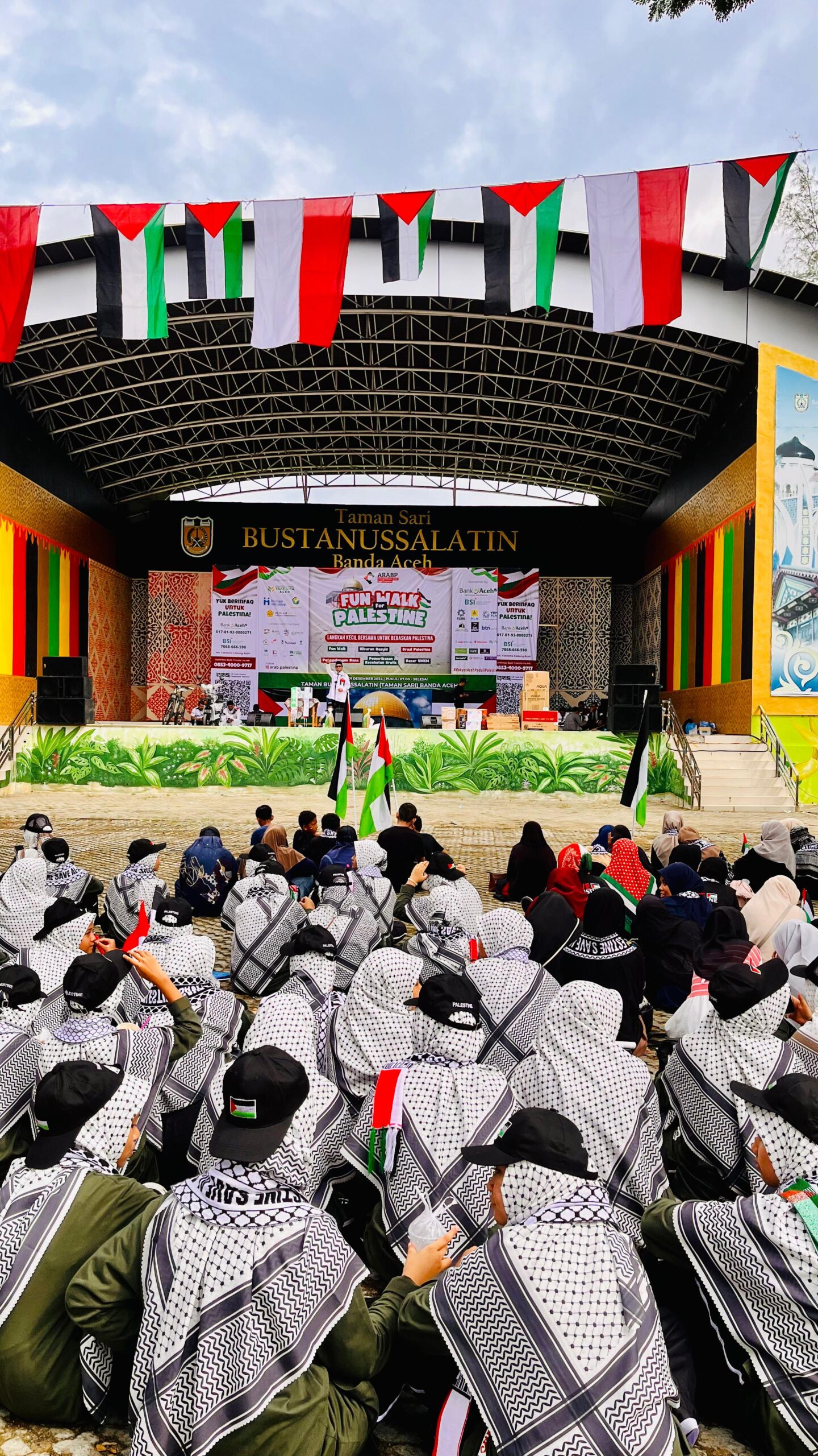 Masyarakat Aceh Gelar Fun Walk For Palestina