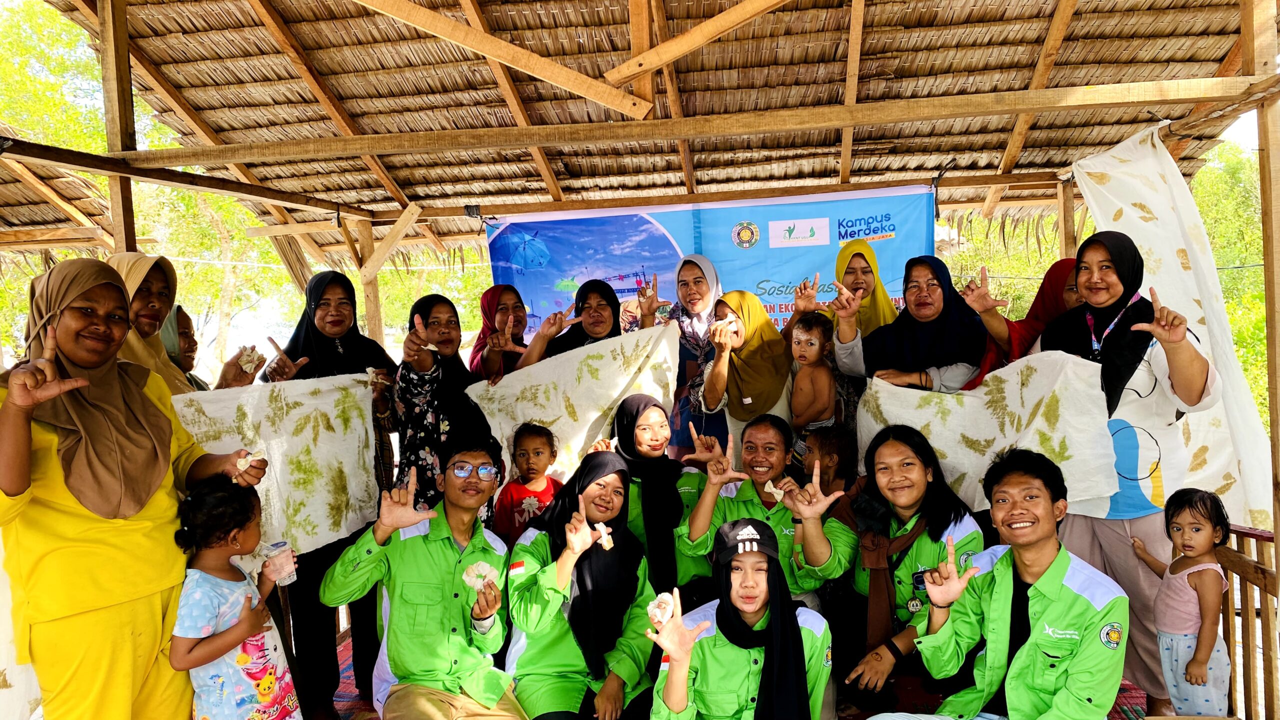 Mahasiswa KKNT USU 2024 Lakukan Penanaman Mangrove, Pengembangan Ekowisata Dan Ecoprint Di Desa Bagan Kuala