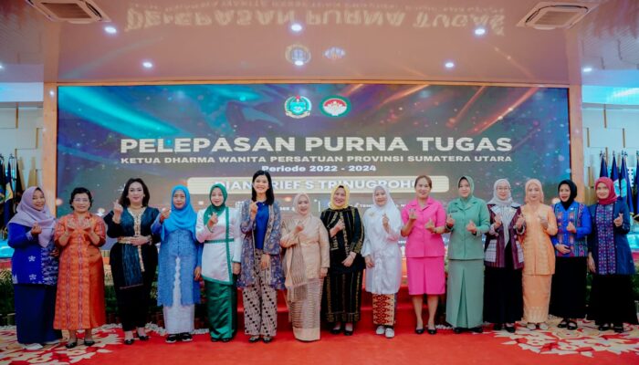 Kahiyang Ayu Hadiri Pemberian Piagam Penghargaan Pjs & Plt Ketua TP PKK Kabupaten/Kota se-Sumut