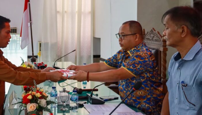 Wali Kota P Sianțar Sampaikan Ranperda RPJPD 2025-2045 Ke DPRD