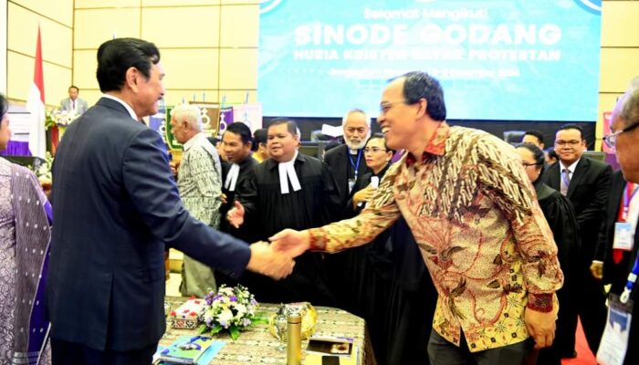 Bupati Humbahas Hadiri Sinode Godang HKBP