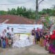 PLN Unit Induk Distribusi (UID) Sumatera Utara melalui program PLN Peduli menyalurkan bantuan di salah satu lokasi terdampak banjir di Sumut.