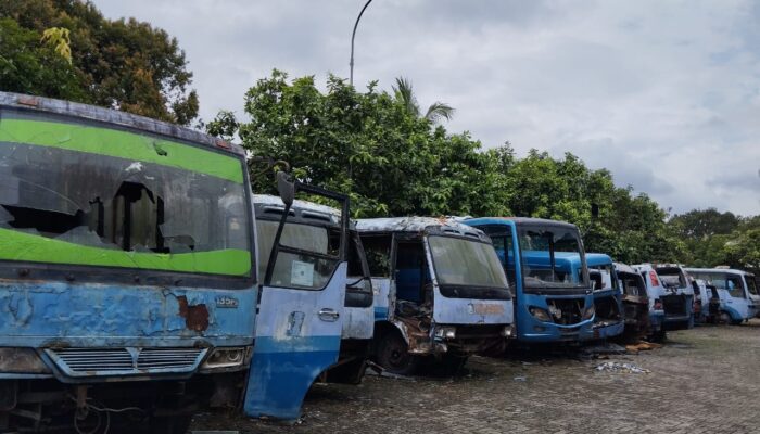 Likuidasi Tak Kunjung Selesai, Bus Perintis Kota Binjai Jadi Bangkai