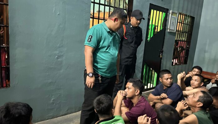 Razia Mendadak Di Lapas Labuhanruku, HP dan Barang Bahaya Ditemukan