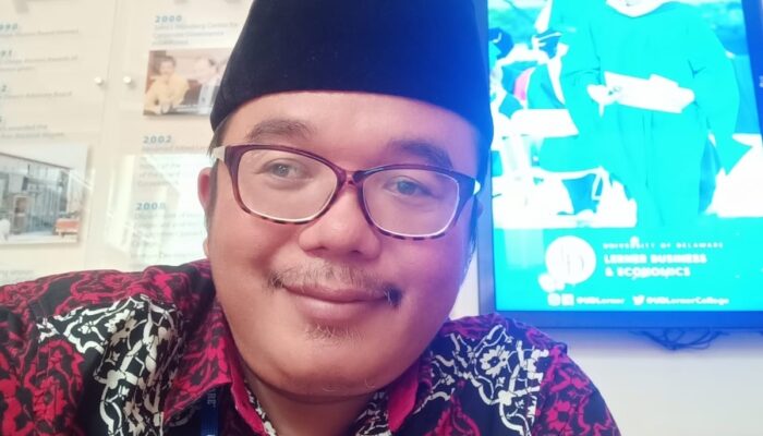 Warjio, PhD, Dosen Fisip USU Jadi Pembicara Seminar Perang Di Inggris