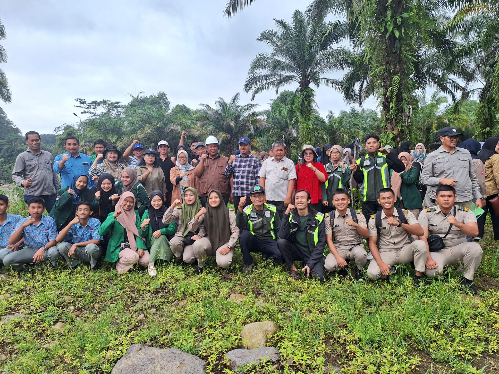 Pencanangan Pembangunan Agroforestry Berbasis Sawit Isi Hari Menanam Pohon Indonesia 2024
