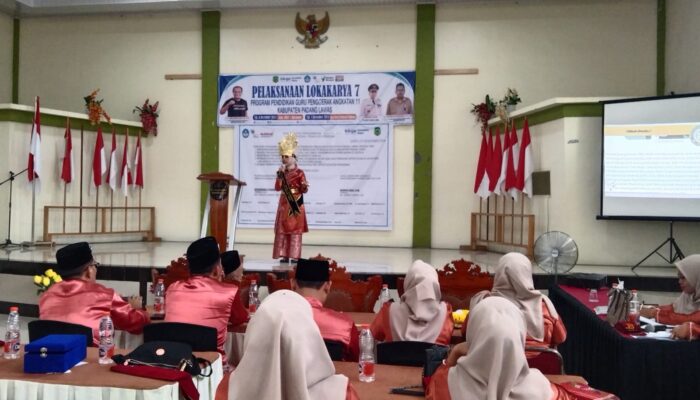 Pj. Bupati Palas Apresiasi Manja Sebagai Guru Hebat Terfavorit Tingkat Nasional
