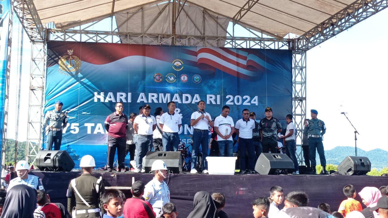 Dalam Rangka Hari Armada Di Sabang Ribuan Masyarakat Ikut Acara Fun Walk