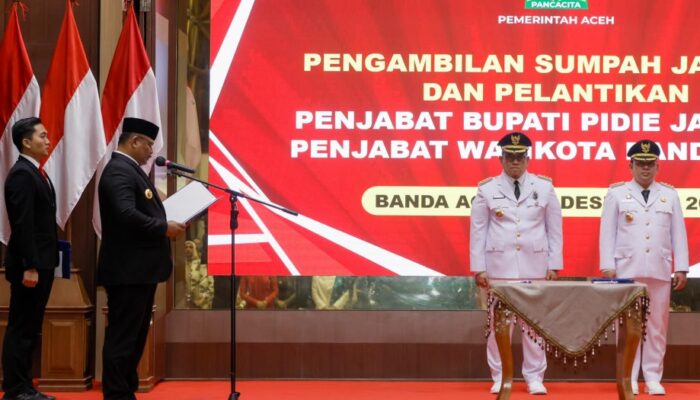 Pj Gubernur Aceh Lantik Pj Wali Kota Banda Aceh Dan Pj Bupati Pidie Jaya