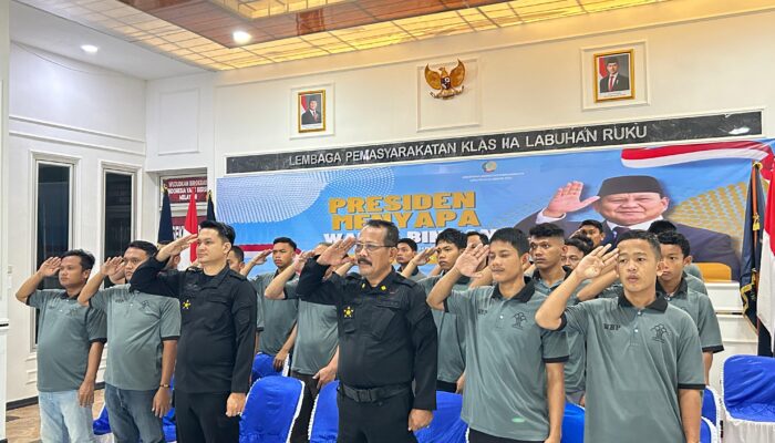 Lapas Labuhanruku Terima Penghargaan