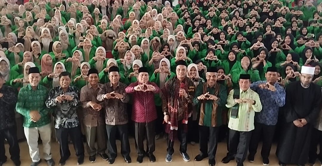 Ketua Komisi VIII DPR RI Motivasi Mahasiswa UIN Syahada Padangsidimpuan