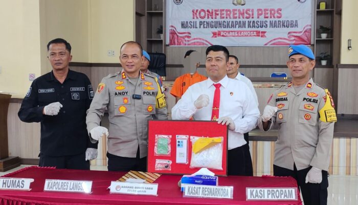Polres Langsa Ringkus Kurir Sabu Di Areal Tambak