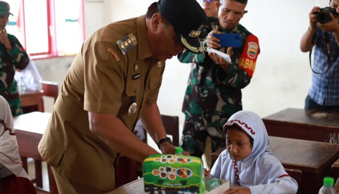 Bupati Madina Launching Program Makan Gratis