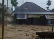 Banjir Bandang Tapsel, Luapan Aek Parlayanan ‘Terobos’ Rumah Warga Bintuju