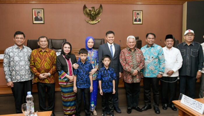 Sah, Wabup Sergai Sandang Gelar Doktor