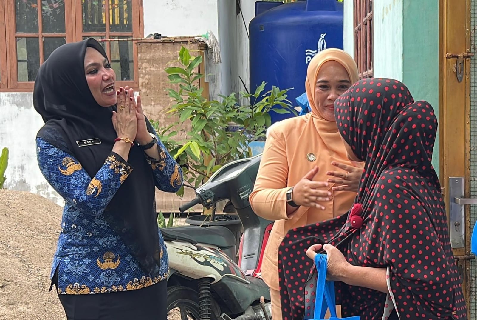 Peringati Hari Ibu, Lapas Narkotika Langsa Salurkan Sembako Ke Masyarakat